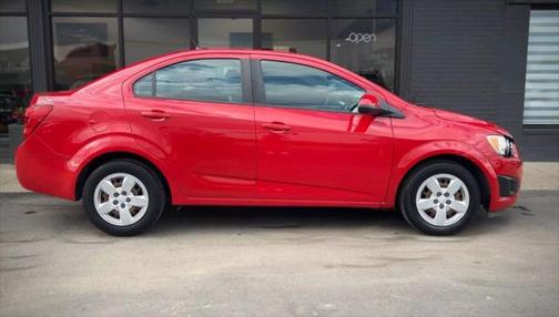 2013 Chevrolet Sonic LS
