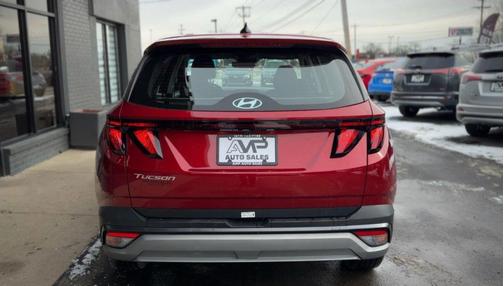 2025 Hyundai TUCSON SE