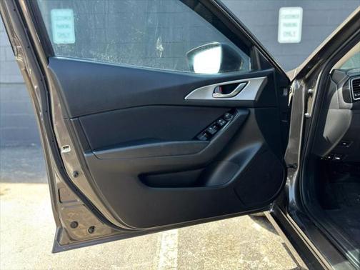 2017 Mazda Mazda3 Sport