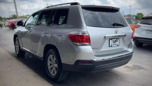 2013 Toyota Highlander SE