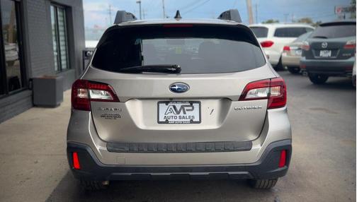 Tan 2018 Subaru Outback 2.5i Premium