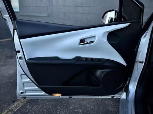 2018 Toyota Prius Prime Plus