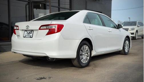 2014 Toyota Camry LE