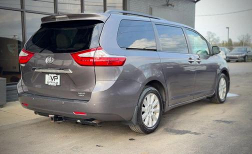 2017 Toyota Sienna Limited