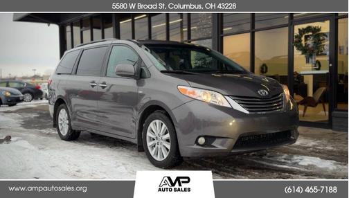 2017 Toyota Sienna XLE