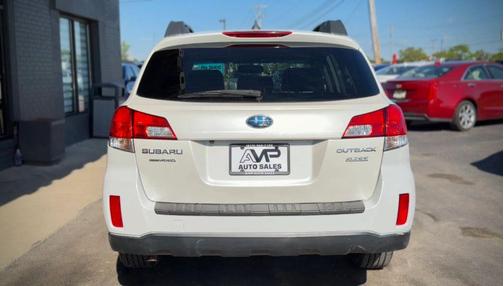 Satin White Pearl 2013 Subaru Outback 2.5i Limited