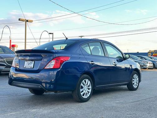 2018 Nissan Versa 1.6 SV