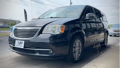 2014 Chrysler Town & Country Touring-L