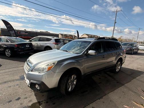 2014 Subaru Outback 3.6R Limited