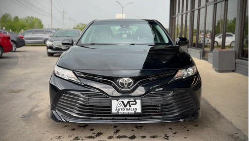 Midnight Black Metallic 2018 Toyota Camry L