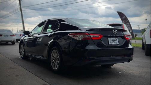Midnight Black Metallic 2018 Toyota Camry L