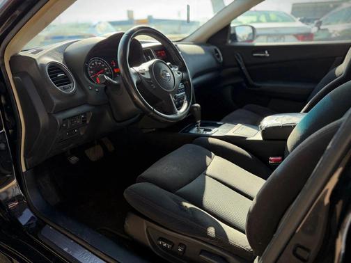 2010 Nissan Maxima S