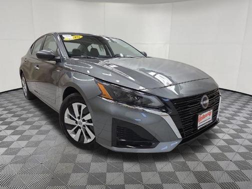 Gun Metallic 2025 Nissan Altima S