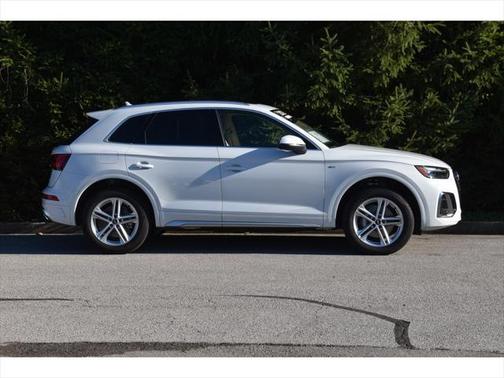 2025 Audi Q5 Premium Plus 55 TFSI e S line quattro S tronic