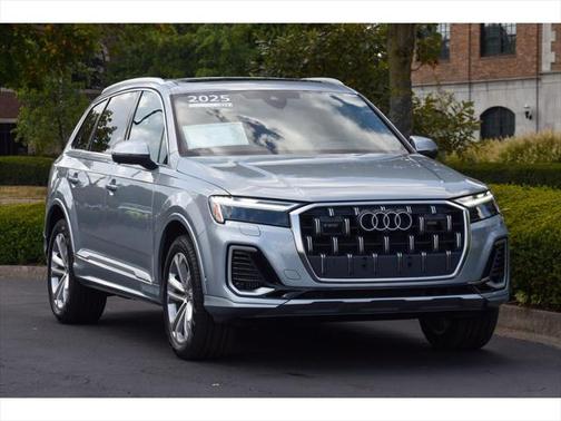 2025 Audi Q7 Premium Plus 55 TFSI quattro Tiptronic