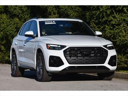 2024 Audi Q5 Premium Plus 55 TFSI e S line quattro S tronic
