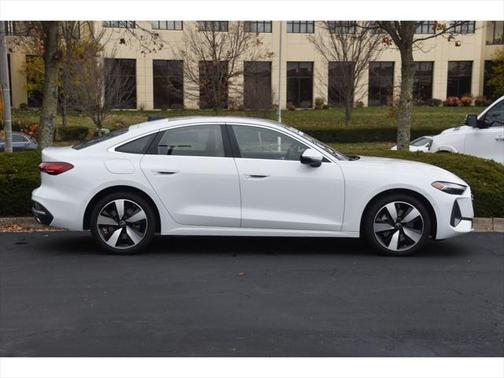 2025 Audi A5 Premium Plus TFSI quattro S tronic