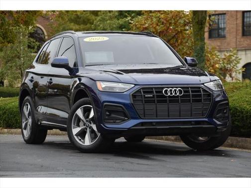 2025 Audi Q5 Premium 40 TFSI quattro S tronic