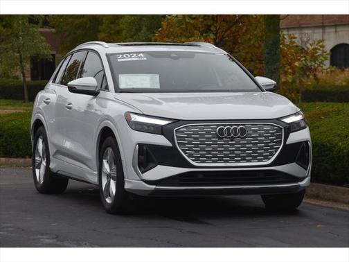 2024 Audi Q4 e-tron Premium Plus 55 quattro