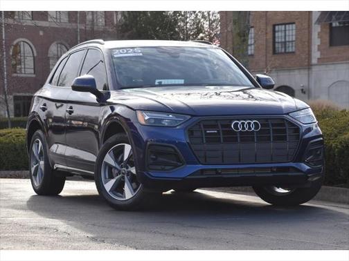 2025 Audi Q5 Premium 40 TFSI quattro S tronic
