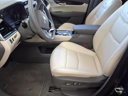 2025 Cadillac XT6 Premium Luxury AWD