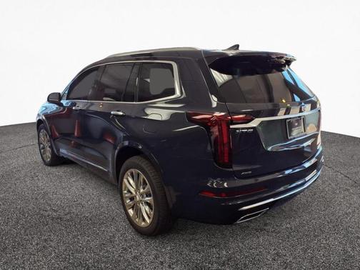 2025 Cadillac XT6 Premium Luxury AWD