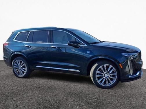2025 Cadillac XT6 Premium Luxury AWD