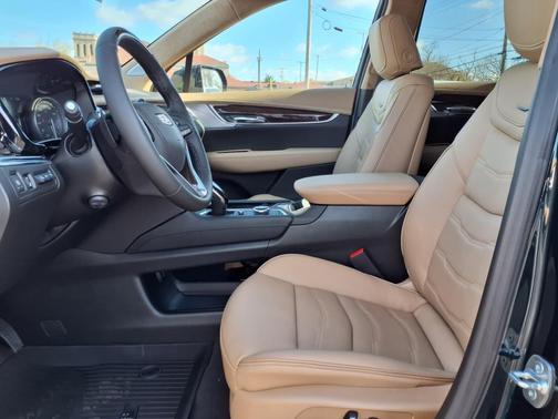 2025 Cadillac XT6 Premium Luxury AWD