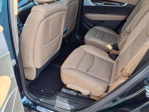 2025 Cadillac XT6 Premium Luxury AWD