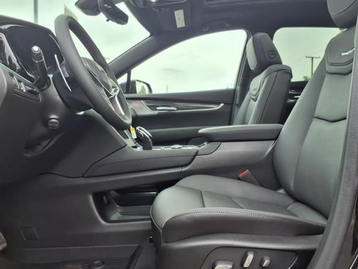 2025 Cadillac XT5 Sport