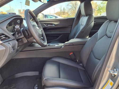 2025 Cadillac CT4 Premium Luxury