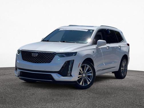 2022 Cadillac XT6 Premium Luxury FWD
