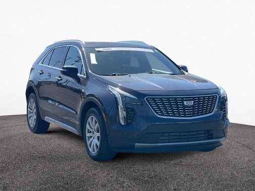2022 Cadillac XT4 Premium Luxury