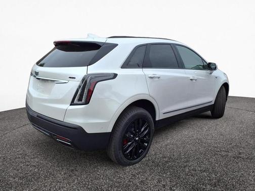 2025 Cadillac XT5 Sport