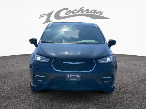 2023 Chrysler Pacifica Touring-L