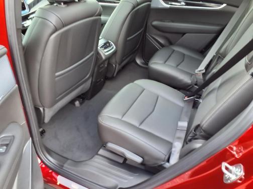 2025 Cadillac XT6 Premium Luxury AWD