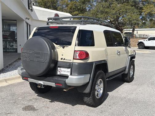 2008 Toyota FJ Cruiser Base (Retail Orders Only) (A5)