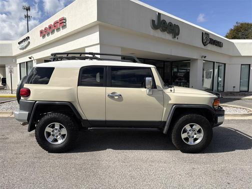 2008 Toyota FJ Cruiser Base (Retail Orders Only) (A5)