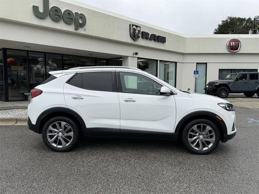 2022 Buick Encore GX Essence