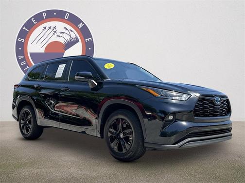2024 Toyota Highlander Hybrid XLE