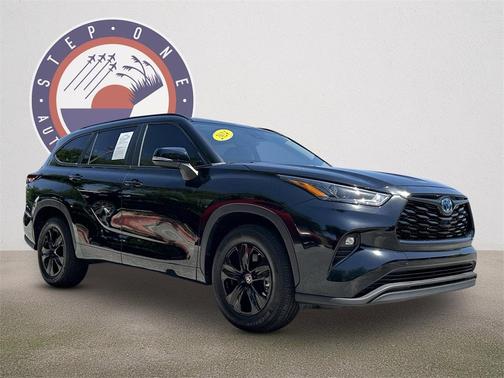 2024 Toyota Highlander Hybrid XLE
