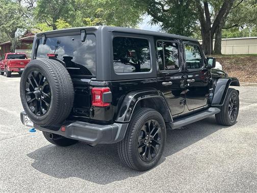 2022 Jeep Wrangler Unlimited 4xe Sahara