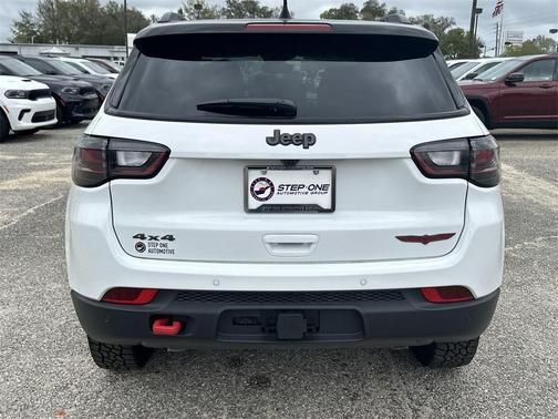 2025 Jeep Compass Trailhawk