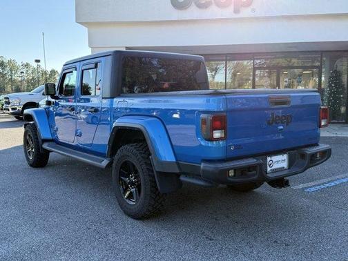 2021 Jeep Gladiator Sport