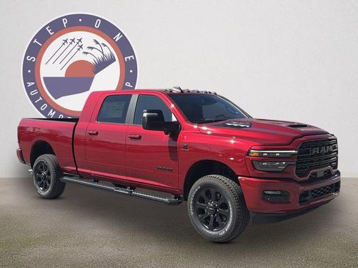 Molten Red Pearlcoat 2026 RAM 2500 Laramie