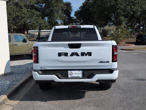 2025 RAM 1500 Tradesman