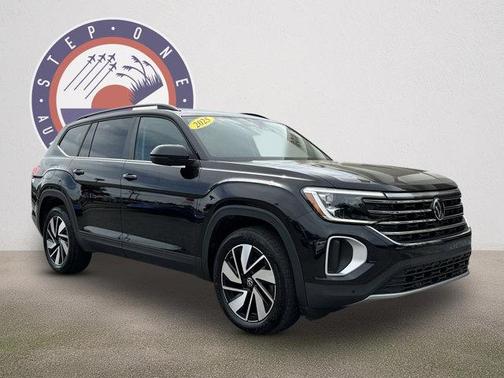 2025 Volkswagen Atlas 2.0T SE