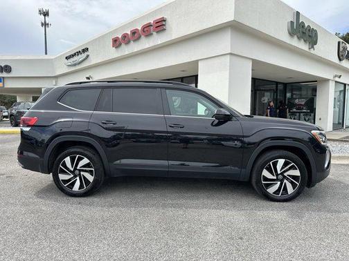 2025 Volkswagen Atlas 2.0T SE