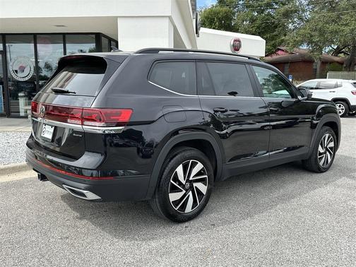 2025 Volkswagen Atlas 2.0T SE