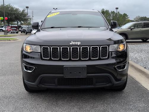 2019 Jeep Grand Cherokee Laredo E